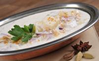 Alu onion raita