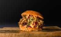 PULLED PORK BURGER