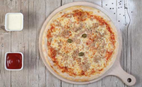 ŠTUDENSTKI BON 4. Pizza Tuna